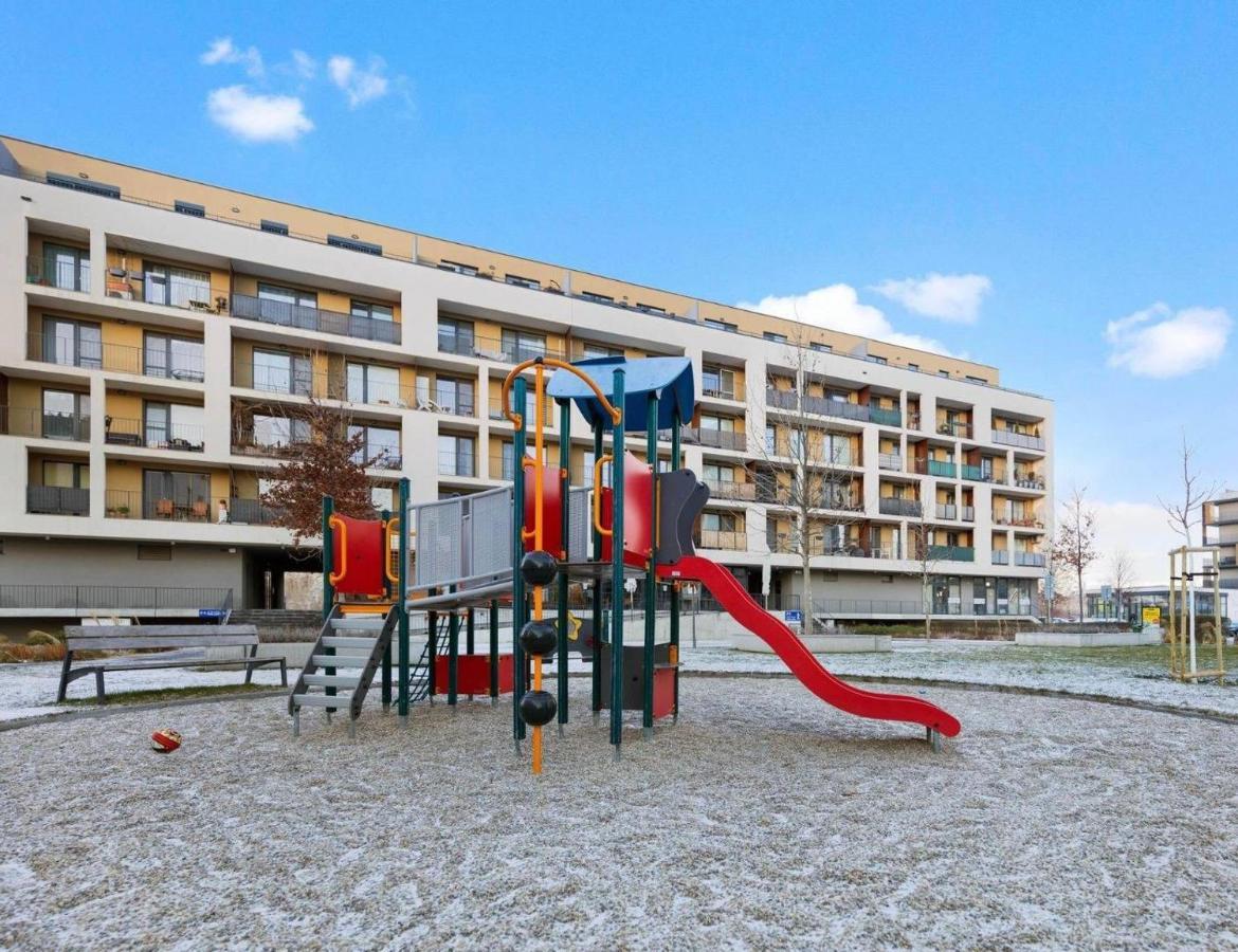 Sunflower - Modern Large Charming Apartment With Balcony Pressburg Exterior foto