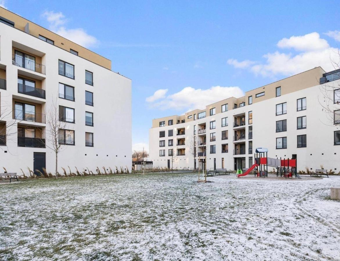 Sunflower - Modern Large Charming Apartment With Balcony Pressburg Exterior foto